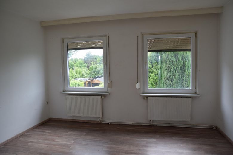 Reihenmittelhaus mit eigenem Garten in Farmsen – Provisionsfrei & Preisattraktiv – Schlafzimmer 1.OG