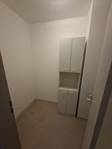 KIST'in kalbinde, 88 m², büyük, aydınlık 3 odalı daire, özel kiralık – Abstellkammer in Wohnung