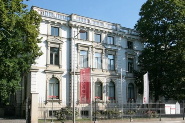 BUERO.flächen bis 1.300 in² Stadtvilla am Rosental