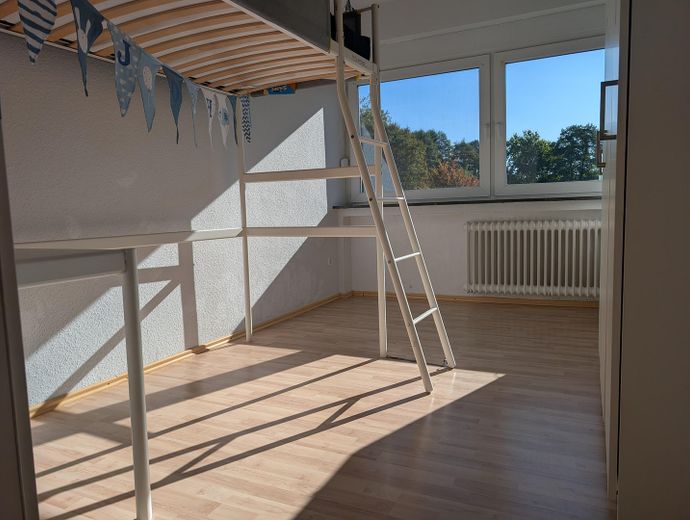 Modernisiertes Reihenhaus in Hiesfeld – nahe Rotbachsee, Garten, Garage & neues Dach aus 2023 – Kinderzimmer 2 