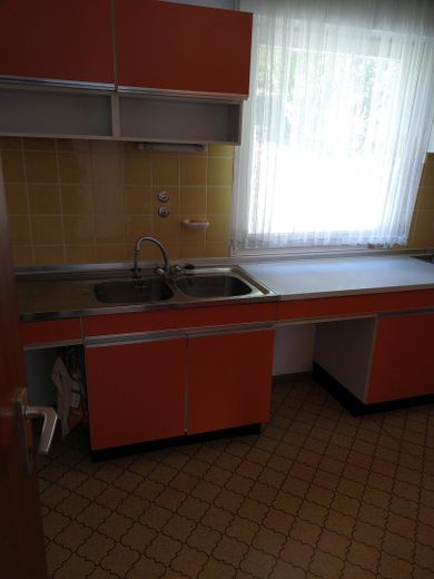 Vielseitig nutzbares Zweifamilienhaus mit unverbaubarer Aussicht – Küche Obergeschoß