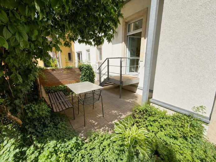 VERMIETETE 3-RAUM WOHNUNG IM ERDGESCHOSS – Foto 1