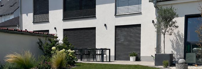 Modernes Traumhaus mit Pool - großzügiges Wohnen in Steinfeld – Schwimmbad