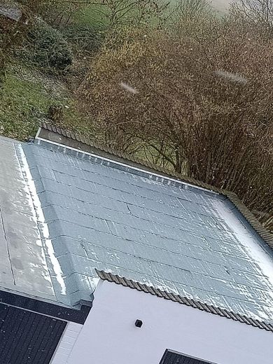 Neue Dacheindeckung + Iso 2022