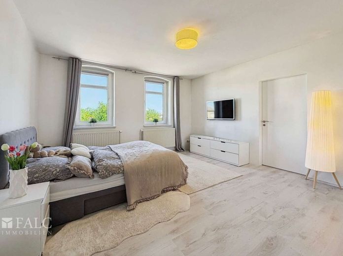 *Riserv.* Casa unifamiliare modernizzata con piscina e dotazioni di alta qualità. – Kinderzimmer