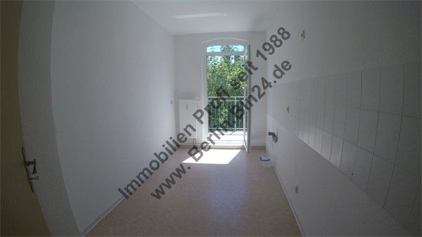 Mietwohnung günstiges Dachgeschoß -- 2er WG - ZweitBezug SüdBalkon – G0030157