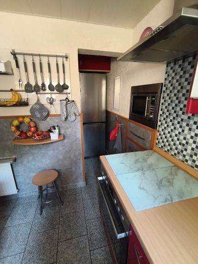 top Haus für zwei Familien, ruhige Lage, super Garten und Pool......Provisionsfrei – Foto 6