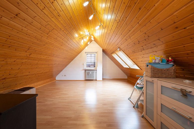 Große Penthouse Wohnung mit Blick über Radolfzell – Kinderzimmer