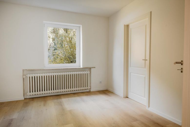 Erstbezug nach Sanierung: Wohnen mit Fachwerkcharme in Geesthacht – Schlafzimmer 1