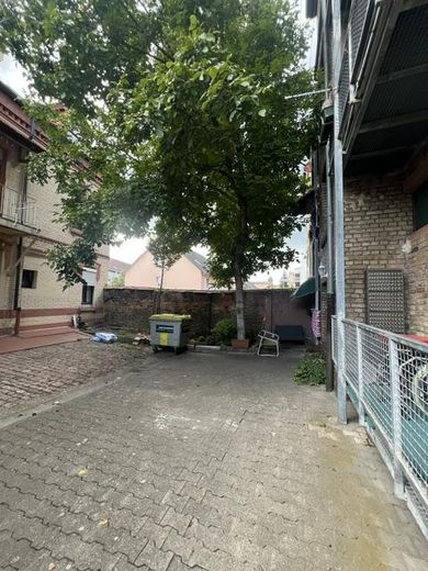 Gepflegte 1,5-Zimmer-Wohnung in Mannheim-Neckarau – ideal für Eigennutzer oder Kapitalanleger – Hof