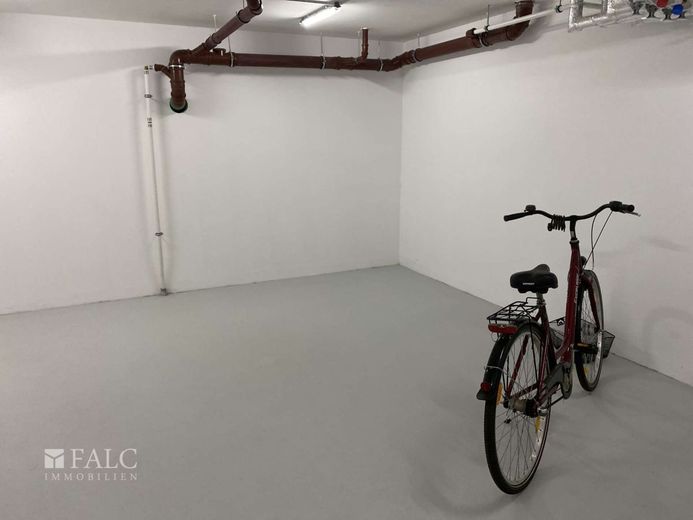 Hochwertige 2-Zimmer-EG-Wohnung mit Terrasse - Langfristig vermietet &amp; barrierefrei zu verkaufen! – Fahrradraum