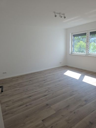 Zentral & Gemütlich: Attraktive 4-Zimmer-Wohnung in Eschborn – फोटो 16
