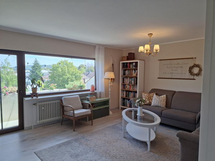 Uitstekend onderhouden 3-kamerappartement met mooi uitzicht – Foto 1