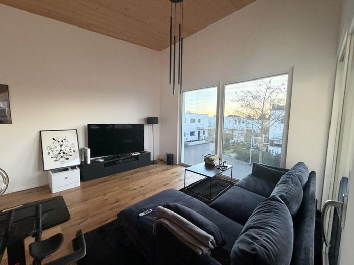 Stilvolle 3,5-Zimmer-Maisonette mit Westbalkon & Top-Ausstattung – फोटो 1