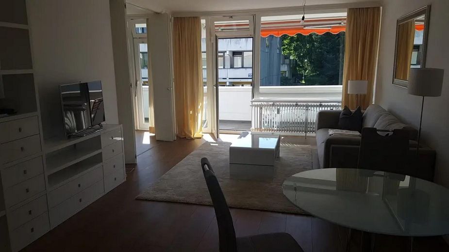 Viel Platz zum Entfalten: Gemütliches 2-Zimmer-Zuhause in Bogenhausen-Denning – Foto 4