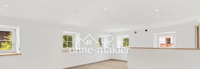 Wunderschöne, helle 3 Zimmer Wohnung 1.OG