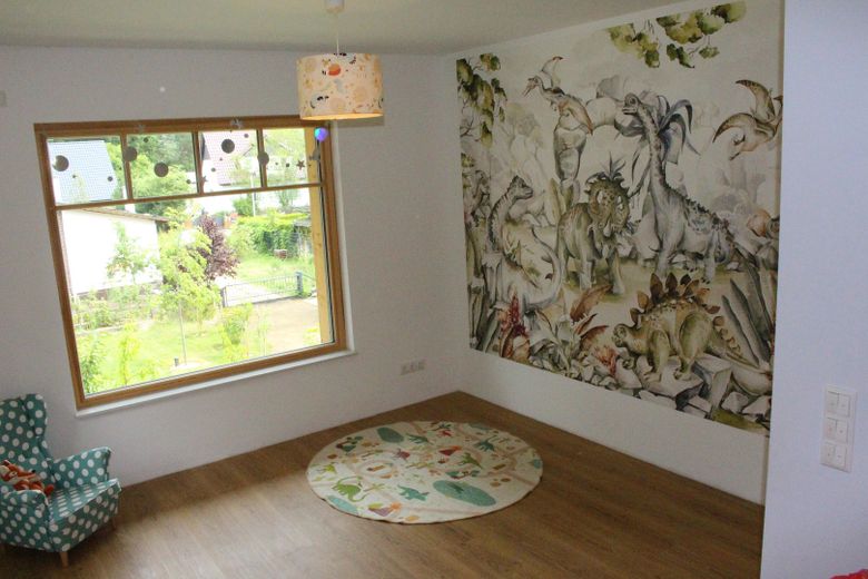 Exklusives Wassergrundstück mit 47 Metern privater Uferfront – OG - Kinderzimmer 2 (b)