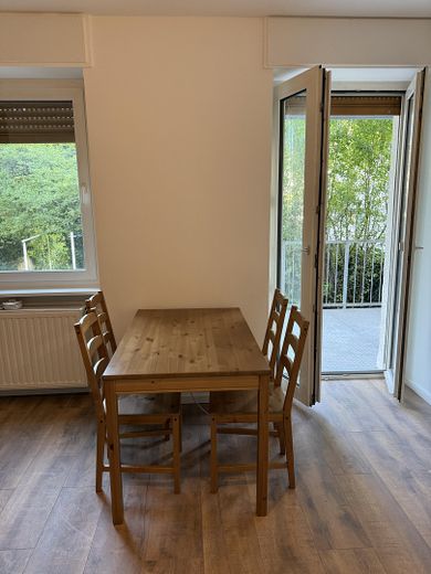 Bell'appartamento condiviso appena ristrutturato a Darmstadt-Mitte, con canone tutto incluso di 675€ per camera – Küche 2/2