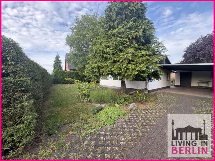 Tanto spazio per le vostre idee abitative – Ampio terreno a Mahlsdorf! – Foto 1