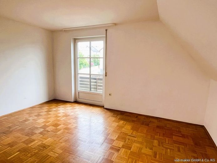 Ihr neues Zuhause: Einfamilienhaus mit großem Grundstück in Helmbrechts – VUB2372-10