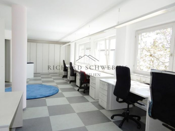 Gewerbefläche für Büro und Praxis nahe A8, Lagerfläche optional. – Foto 1