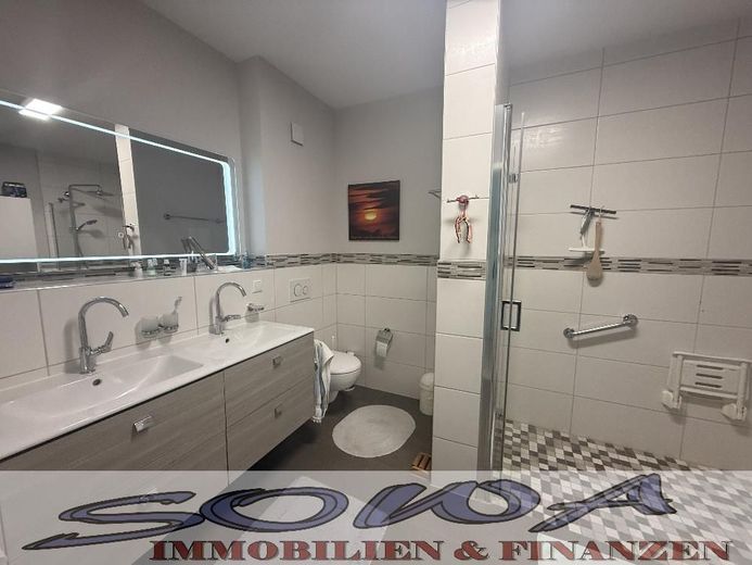 شقة عالية الجودة 4 غرف مع شرفة، مصعد، موقع داخل المدينة في Neuburg - عقار من شريككم العقاري SOWA Immobilien und Finanzen – Bild 8