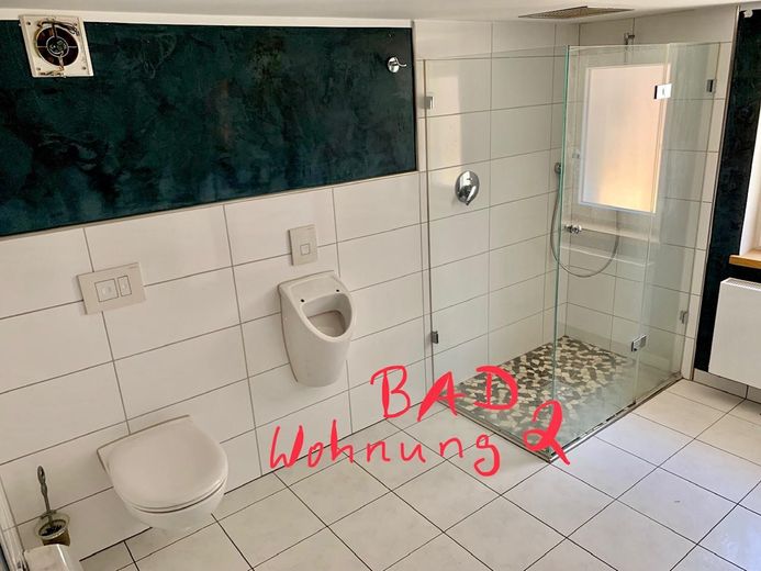 Rentowność:    wynajęty dawny dom wiejski z dużą działką 3000 m² – Bad WG EG