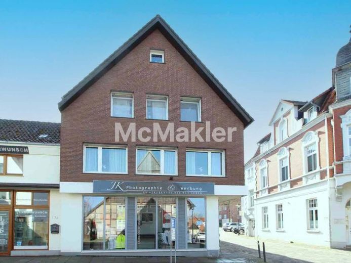 Edificio residenziale/commerciale con ca. 497 m² di superficie e ca. 36.000 € di reddito locativo annuo netto previsto – Foto 1