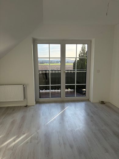 Appartement de 3 pièces dans un cadre idyllique avec jardin et 2 places de stationnement – Photo 7