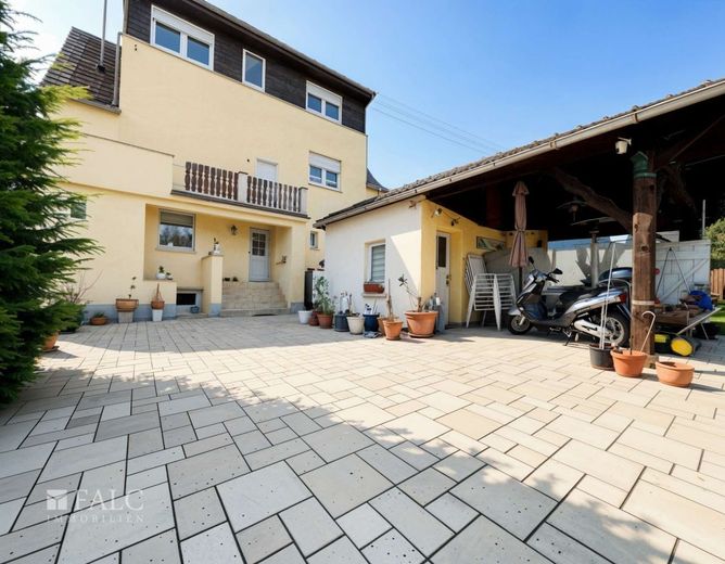 Einfamilienhaus auf 927 m² Grundstück - modernisiert, energieeffizient und familienfreundlich – Garten/Terrasse