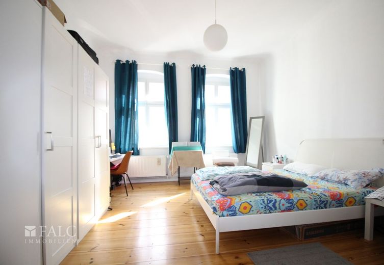 Attraktive Kapitalanlage in Bestlage - Vermietete Wohnung im Herzen der Stadt – Schlafzimmer