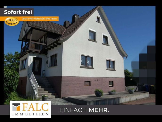 +++Großes Einfamilienhaus mit einem großzügigem Grundstück und 2 Garagen+++ – Hauseingang
