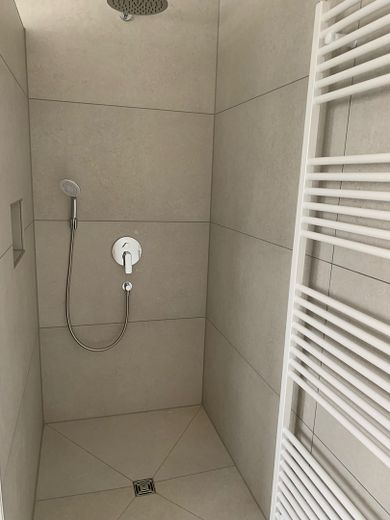 Dusche mit Rainshower