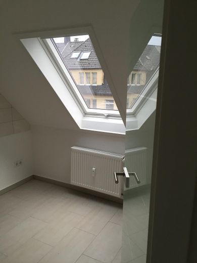 Essen Moltkeviertel / Apartamento de 2 hab. con cocina, pasillo y baño, completamente renovado – Küche