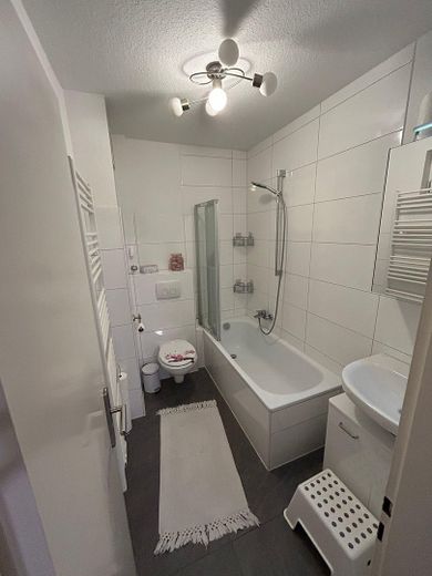 Schöne 3 Zimmer Wohnung in Du-Meiderich zu vermieten – Foto 2