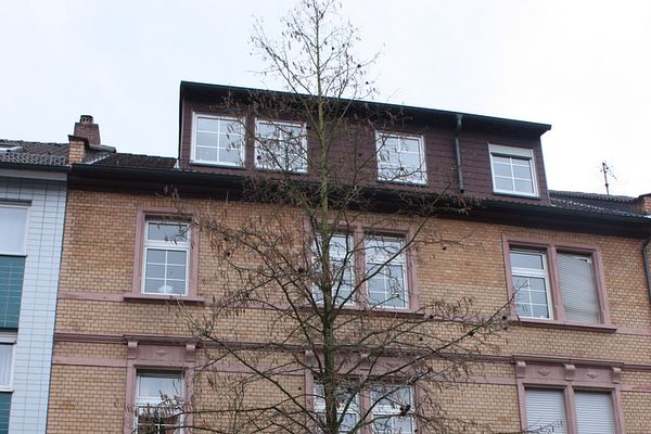 Lichtdoorstroomde comfortabele zolderwoning voor twee op een mooie woonlocatie, direct in Neu-Isenburg