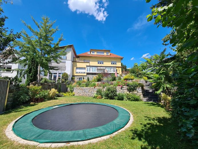 Garten, Trampolin