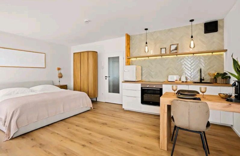 Wohnen auf Zeit - helles, stilvoll möbliertes Apartment mit Balkon & Stellplatz in Gießen Westadt – Foto 2