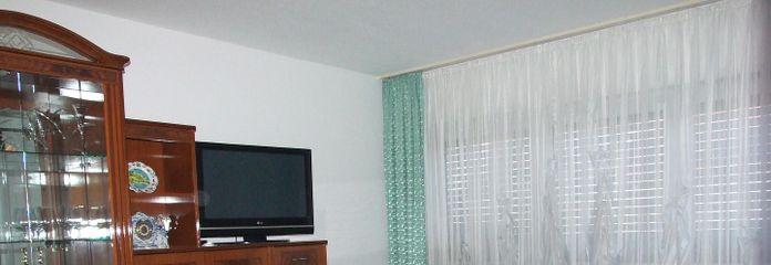 Schöne möblierte Wohnung zentrale Lage von Privat – Wohnzimmer