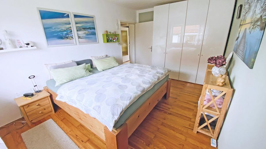 Erdgeschoss Schlafzimmer