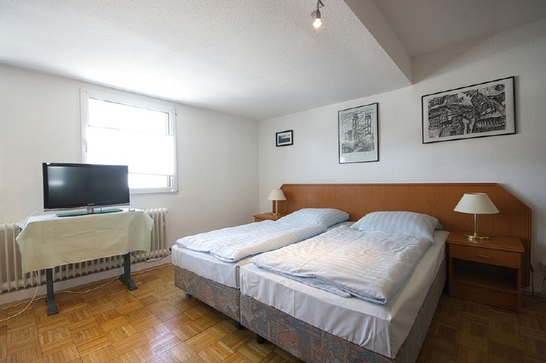 Furnished room with private bathroom, Internet via W-LAN, in an attractive part of town – fa2a3509b237e501e266977d7b86bf5ef60d6778.jpg