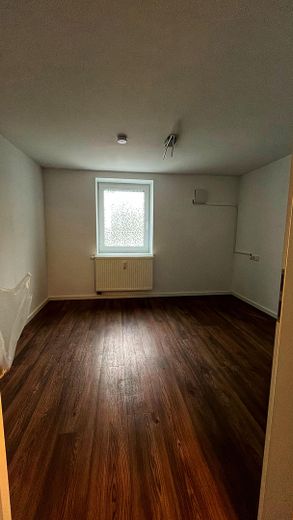 Kernsaniert & Provisionsfrei: Haus-im-Haus mit Privatgarten, Carport und Stellplätzen – Schlafzimmer
