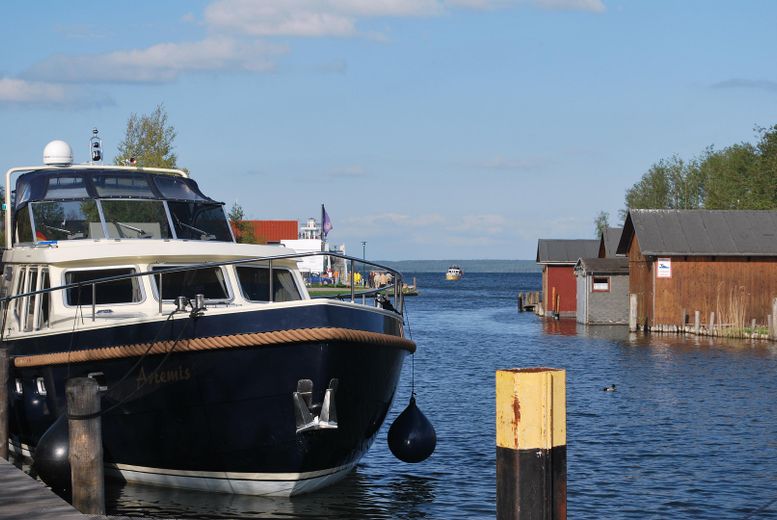 TOP-Altersvorsorge: 4-Sterne-Ferienhaus in ruhiger Lage nur 200m zum Plauer See – Boote ausleihen