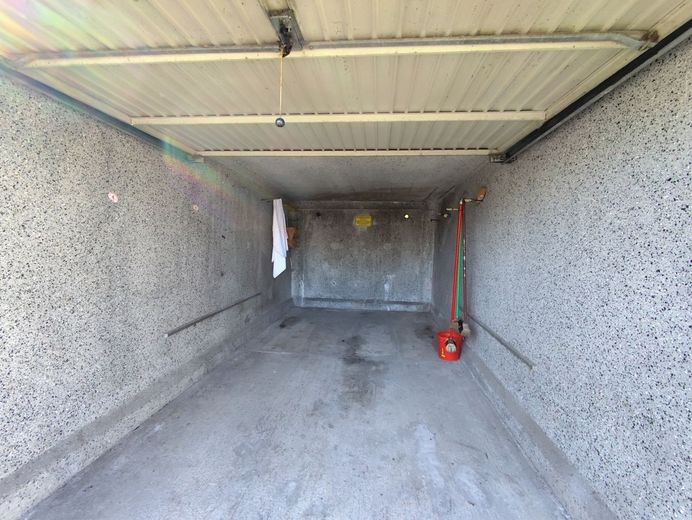 Rohdiamant mit Weitblick: Erschaffen Sie Ihr Traumzuhause in Kulmbach! – Garage