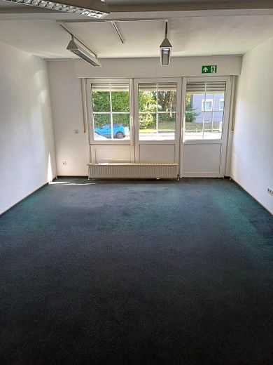 Gewerbefläche mit eigenem Eingang in Dortmund-Lütgendortmund zu vermieten – Raum 