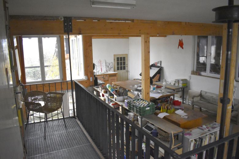 Blick vom 1. OG ins Atelier