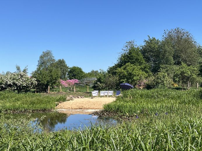 Maison de rêve dans un emplacement de choix ! Au calme, en pleine nature, étang de baignade – Photo 24