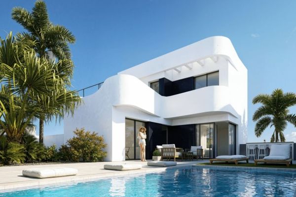Birinci sınıf golf sahalarının yakınında lüks villa