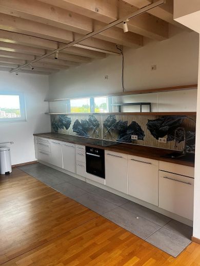 2-Zimmer-Penthouse-Wohnung mit Balkon – Foto 2