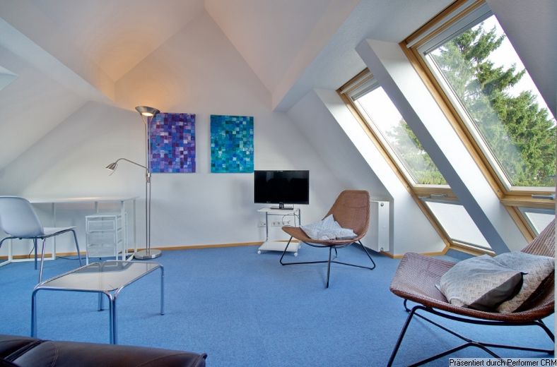 Ansprechend und komplett möblierte Wohnung in sehr schöner Wohnlage, mit Internetzugang und HomeOffice-Raum – fc04ec458e1b7fc57ac5012b26af9badc4f510b9.jpg